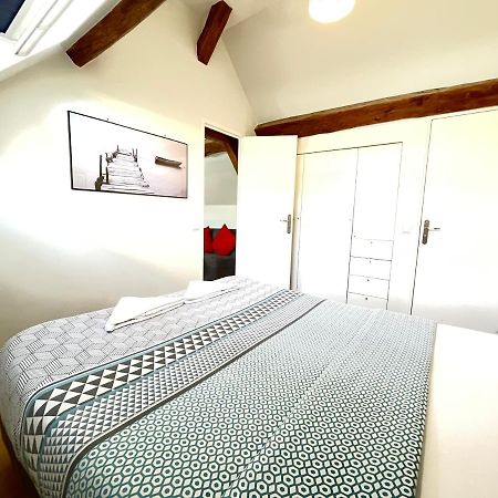 Апартаменти Le Vieux Massy - Rer B 500 M - Tgv 10 Min - Orly 20 Min Екстер'єр фото